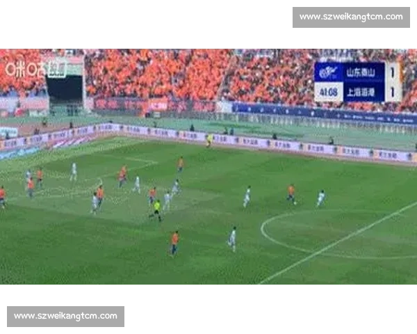 海港 1-3 遭逆转!先赛 1 场仅领先成都 2 分,中超争冠变天 海港 1-3 遭逆转!先赛 1 场仅领先成都 2 分,中超争冠变天